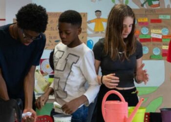 Ad Aprilia l’estate si fa solidale: Save the Children cerca volontari per il progetto “Arcipelago Educativo”